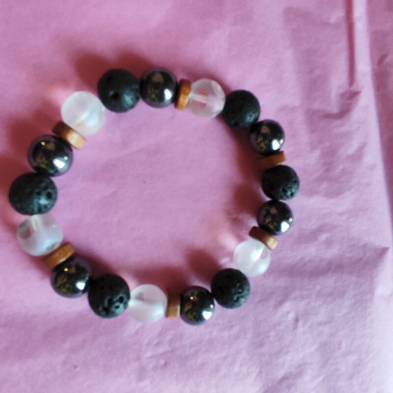 Pulsera HEMATITE, ROCA VOLCÁNICA Y CRISTAL CHECO BLANCO