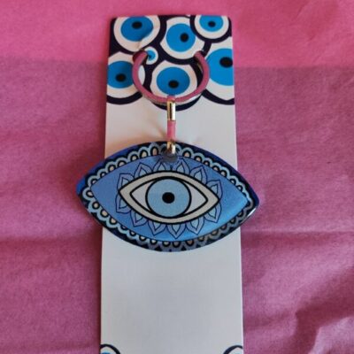 LLAVERO DE CON AMULETO DE 4 X 7 CM EN FORMA DE OJO CON OJO TURCO EN VIDRIO