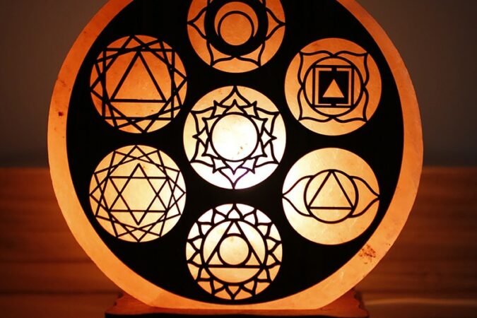 LÁMPARA SAL DEL HIMALAYA 7 CHAKRAS GIGANTE.
