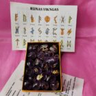 JUEGO DE 24 RUNAS VIKINGAS EN PIEDRA NATURAL DE AMATISTA