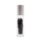 Botella en Roll-on con Gemas de Turmalina Negra: Protección, Escudo contra Envidias y Limpieza Energética Descubre una herramienta única para la protección energética y la purificación personal. Esta botella en roll-on, cuidadosamente elaborada con gemas de turmalina negra, es tu aliada perfecta para crear un escudo natural contra energías negativas y envidias, mientras revitalizas tu energía interior. Características Destacadas Potente Protección Energética: La turmalina negra es conocida por su habilidad para repeler las energías adversas y crear un campo de protección que te envuelve. Al llevar este roll-on contigo o aplicarlo en momentos de meditación, activarás un escudo natural que ayuda a filtrar las vibraciones no deseadas y favorece la estabilidad emocional. Escudo contra Envidias y Energías Negativas: Integrar las gemas de turmalina negra en este producto potencia su capacidad para neutralizar influencias negativas y envidiosas. Es el complemento perfecto para quienes buscan resguardar su campo energético y mantener el equilibrio en ambientes saturados de energías conflictivas. Limpieza y Purificación Energética: Cada aplicación con el roll-on se convierte en un ritual de limpieza, permitiéndote liberar bloqueos o energías acumuladas. Su uso regular favorece la armonización del aura, ayudando a disipar tensiones y revertir el flujo negativo en una energía renovada y centrada. Fácil Aplicación y Portabilidad: Gracias a su práctico formato roll-on, este producto te permite aplicar la energía protectora de la turmalina negra de forma rápida y sencilla. Su diseño compacto y discreto lo hace ideal para llevar contigo en todas tus actividades diarias, ya sea en la oficina, durante viajes o en tu espacio de meditación. Un Ritual de Protección y Renovación Cada uso de este roll-on se convierte en un momento de conexión y empoderamiento personal. Aplica sobre puntos estratégicos o en el ambiente que desees energizar, y déjate envolver por las vibraciones transformadoras de la turmalina negra, que actúa como un verdadero bálsamo energético para limpiar y proteger tu aura. ¿Te gustaría explorar más rituales energéticos o conocer combinaciones con otras gemas para potenciar su efectividad en tus prácticas espirituales?