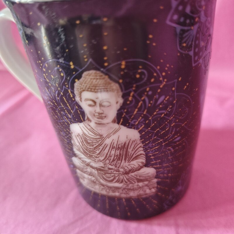 TAZA BUDA AZUL PAGODA DORADA. CON REJILLA DE ACERO