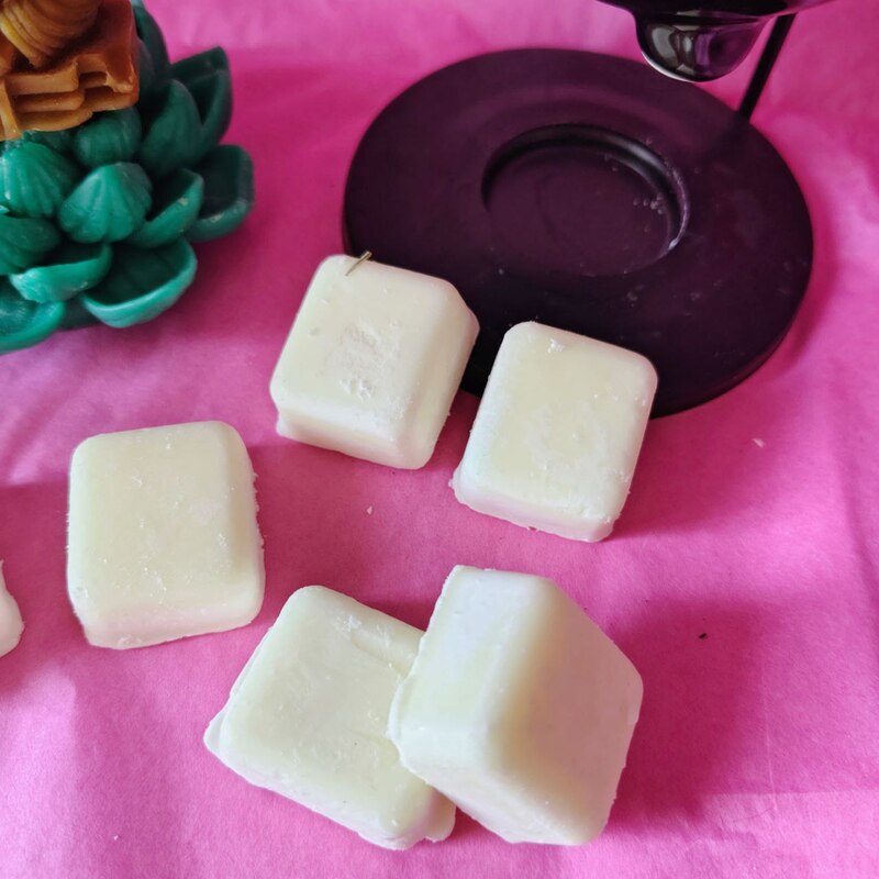 Cera Perfumada JAZMIN CON SÁNDALO. Wax melts. Pedacitos de cielo. Aroma bits.