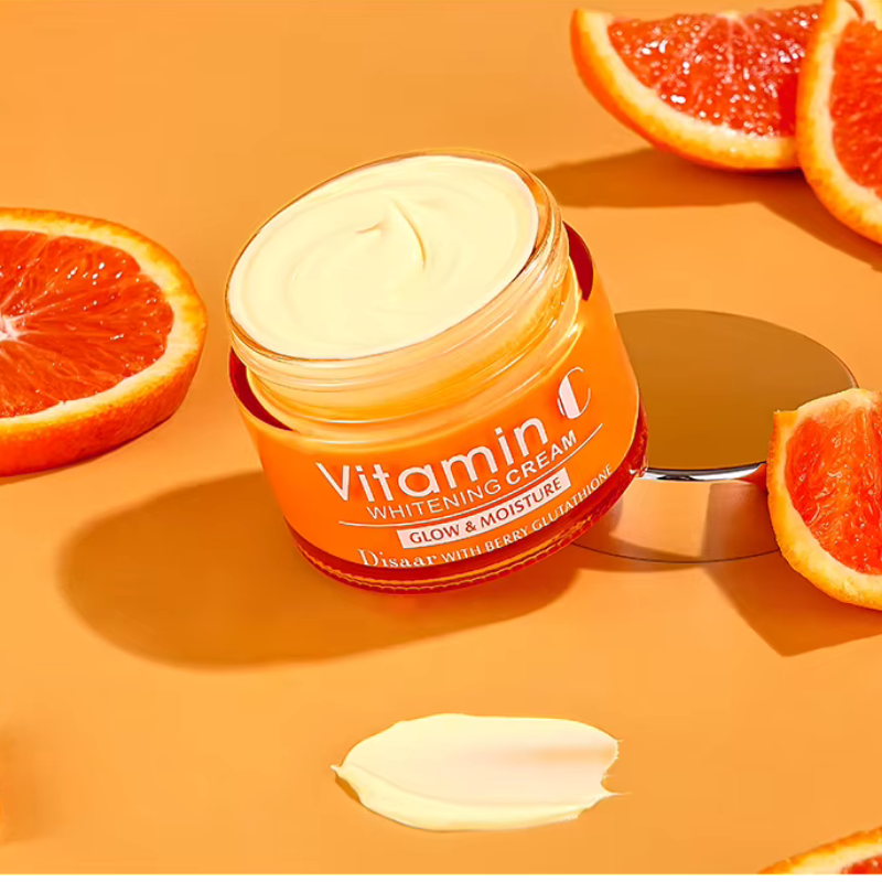 CREMA DE Suero de vitamina C Disaar Crema facial blanqueadora VC Reparadora Atenúa las pecas Elimina las manchas oscuras Melanina Aclara la piel Ácido hialurónico.