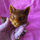 Velon Figura MIEL GATO EGIPCIO TRIPLE OJO. Sabiduría ancestral y la visión interior.