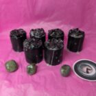 VELA ESPECIAL UNGIDA Ruda y Obsidiana CON ACEITES ESOTERICOS Y PIEDRAS NATURALES. RITUALIZADA