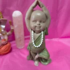 Figura Buda VERDE OLIVA MEDITANDO