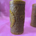 VELÓN INTENCIONADO LAS RUNAS VIKINGAS. CERA MIEL NATURAL ARTESANA. CERA MACIZA LARGA DURACIÓN. 12X6 CM