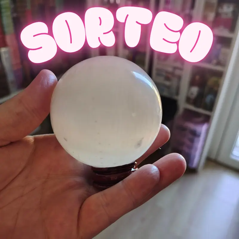 SORTEO ESFERA DE PIEDRA NATURAL DE SELENITA CON TAMAÑO APROXIMADO DE 7-8 CM