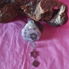 COLGANTE ESOTÉRICO ACERO INOXIDABLE DE LOS CHAKRAS 140 X 15 MM. EQUILIBRIO