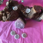 COLGANTE NÁCAR VEGVISIR. BRUJULA VIKINGA. BUSCADOR DE CAMINOS O SEÑALES 18 MM