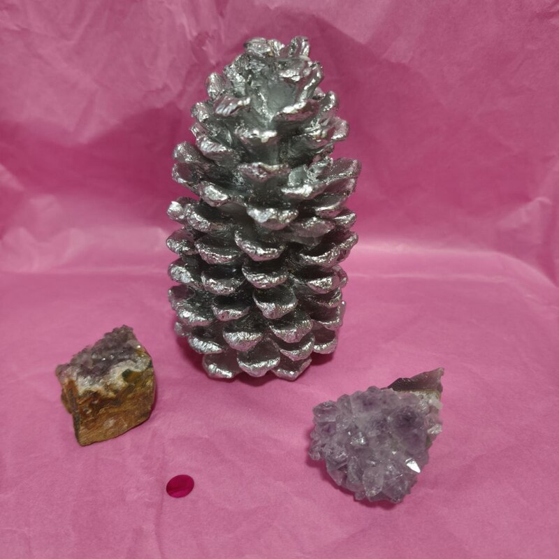 VELÓN PIÑA DE NAVIDAD. UNGIDA Y RITUALIZADA. PLATEADA O COBRIZA