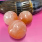 ESFERA DE PIEDRA NATURAL DE SELENITA Esfera selenita naranja 4cm A+++