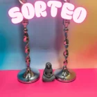 CONJUNTO DE DOS CANDELABROS ESPIRAL CON DOS CIRIOS GRANDES PLATEADO
