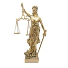 Figura En Resina Diosa De La Justicia 29x8 Cms Aprox Dorado