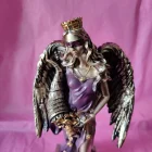 Figura Diosa De La Fortuna Con Alas 20 Cms Aprox Color MORADO