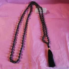 COLLAR JAPA MALA NUDADO DE 95 CM CON 108 CUENTAS DE HEMATITE EN 8 MM Y BORLA DE 7 CM
