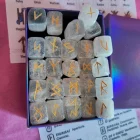 JUEGO DE 24 RUNAS VIKINGAS EN PIEDRA NATURAL DE SELENITA