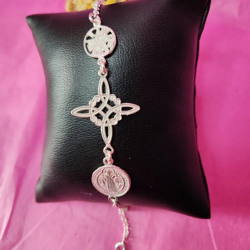 PULSERA PLATA 17,5 CM CON DIJES TRIPLE PROTECCIÓN (TETRAGRAMMATON, SAN BENITO & NUDO DE BRUJA)