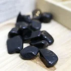 CANTO RODADO PIEDRA NATURAL TURMALINA NEGRA